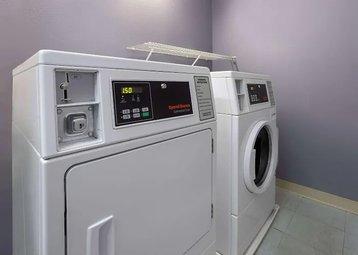 Microtel Inn And Suites Dover