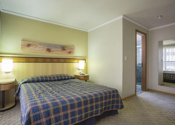 Astron Suites Sao Jose Dos Pinhais By Nobile