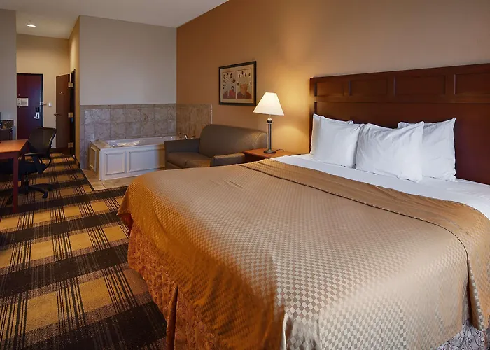 Best Western Lockhart Hotel & Suites