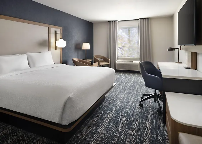 Fairfield By Marriott Inn & Suites Fresno Riverpark