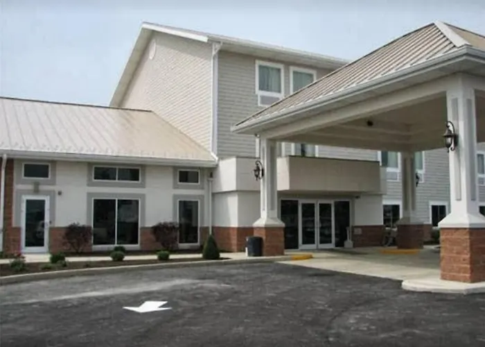 Randolph Inn And Suites