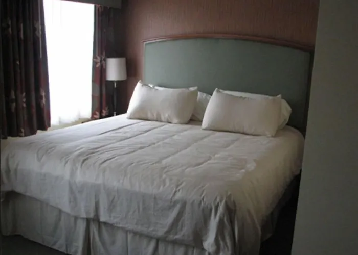 Randolph Inn And Suites