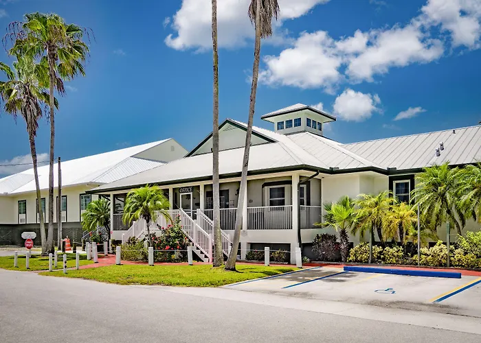 Ivey House Everglades Adventures Hotel