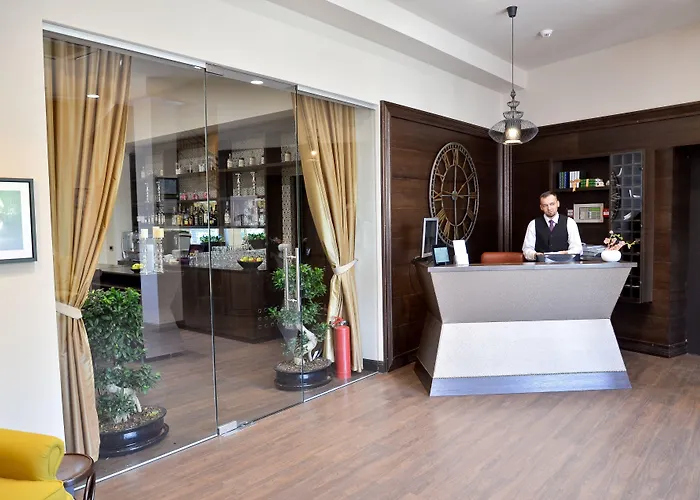 Hotel Capitolina City Chic