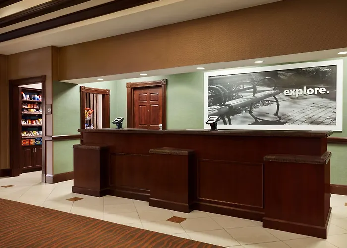 Hampton Inn & Suites Washington-Dulles International Airport