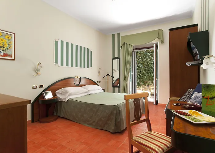 Hotel Prestige