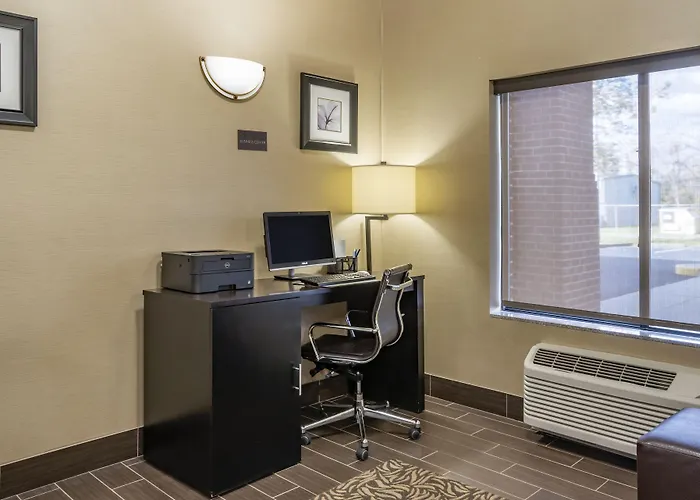 Comfort Inn & Suites Cambridge