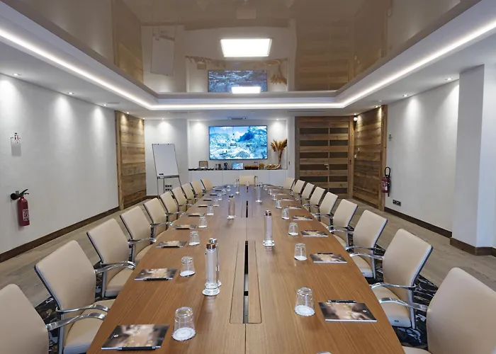 Mgm Hotels & Residences - Hotel Les Suites D'Alexane