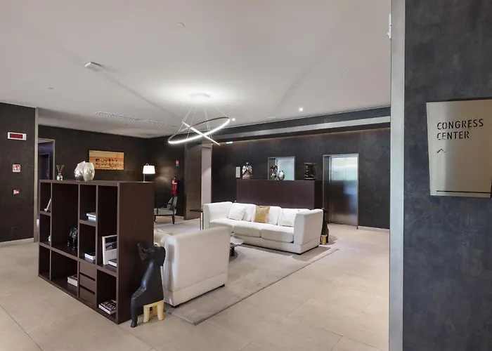 Doubletree By Hilton Pointe-Noire City Centre