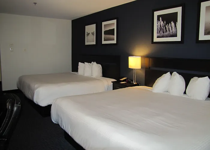 Super 8 By Wyndham Lachenaie/Terrebonne