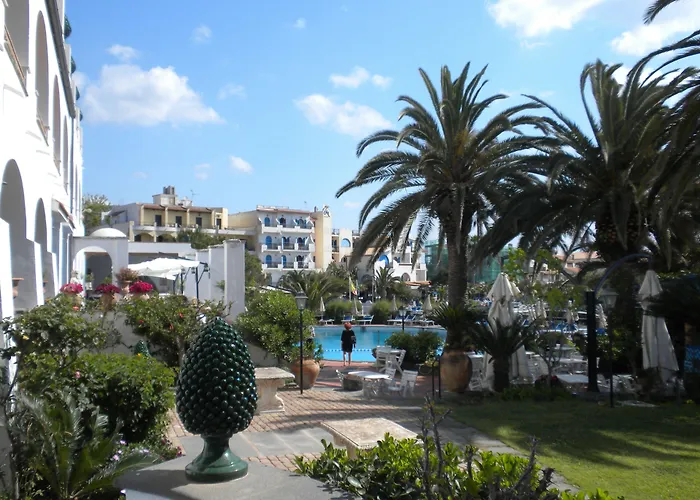 Arathena Rocks Hotel