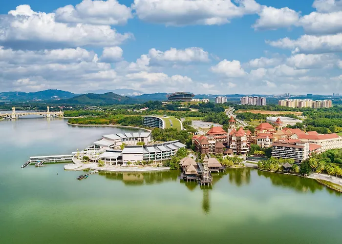 Doubletree By Hilton Putrajaya Lakeside