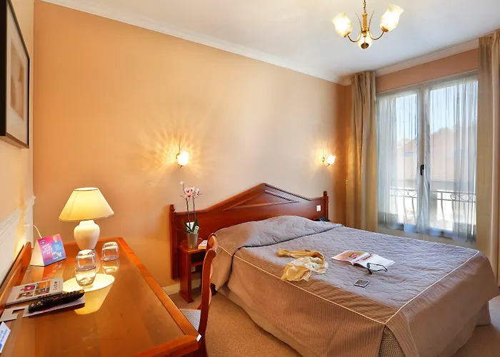 The Originals Boutique, Hostellerie des Trois Pigeons, Paray-le-Monial (Inter-Hotel)