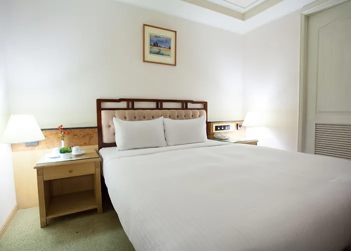 Hara Zuru Hotel