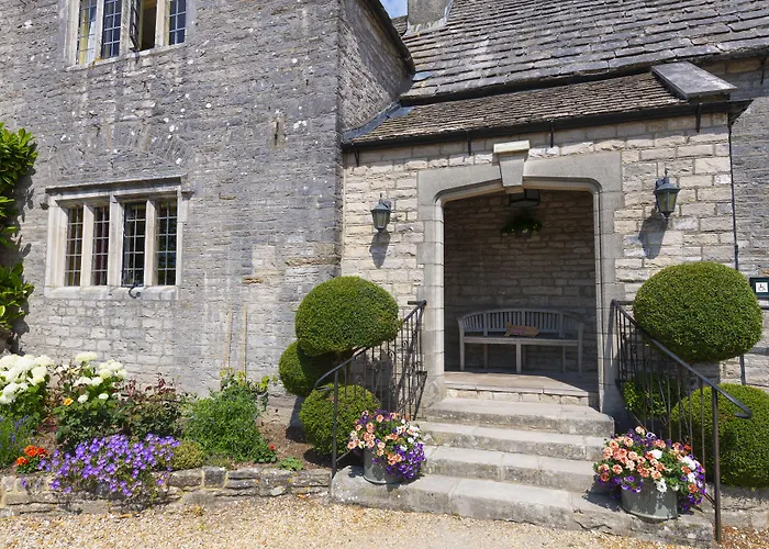 Mortons Manor