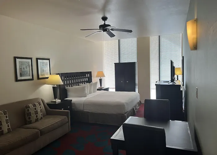 Sunchase Inn & Suites