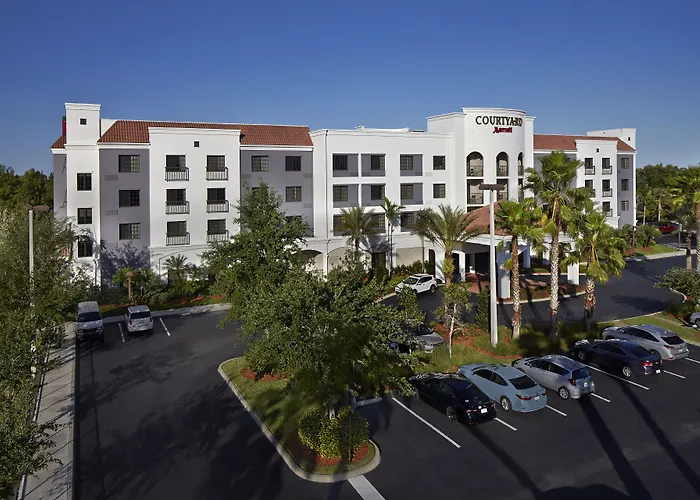 Courtyard By Marriott Stuart