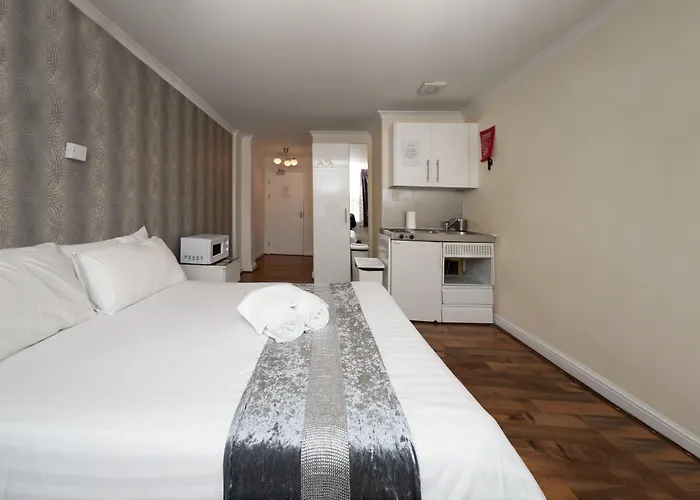 Flexistay Tulsi Aparthotel