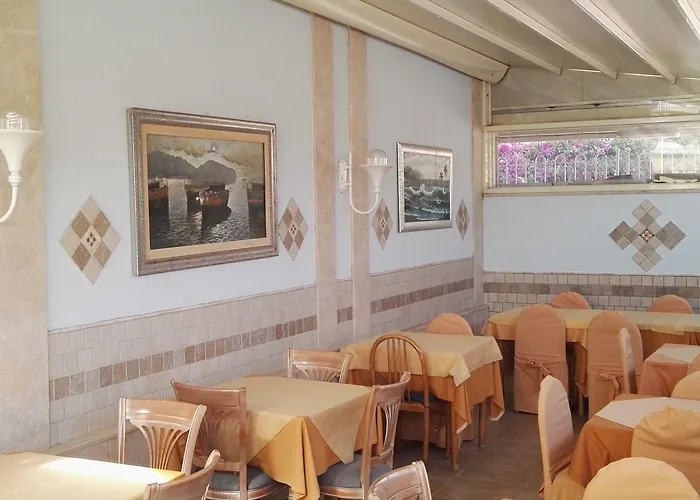 Hotel Borgo Del Mare