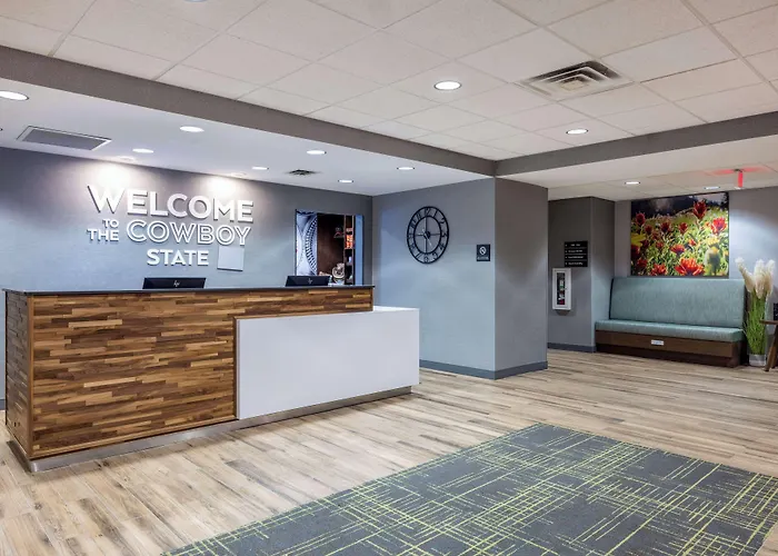 Newly Renovated-Hampton Inn & Suites Casper