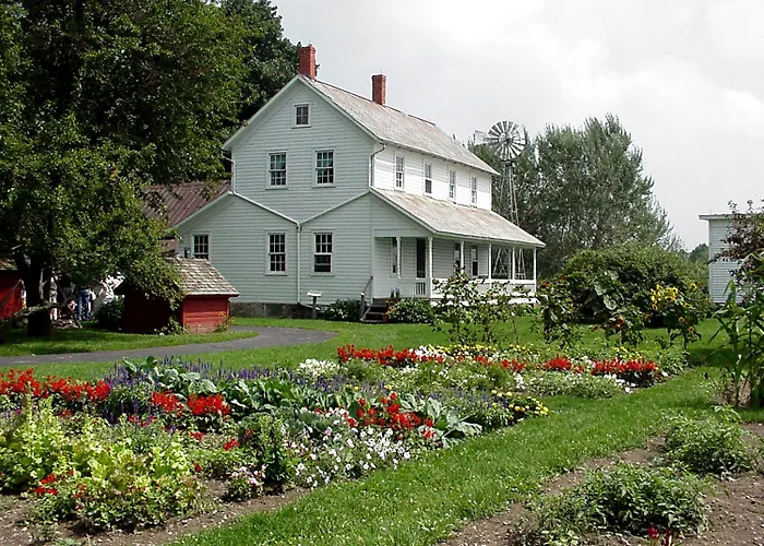 Amish Inn