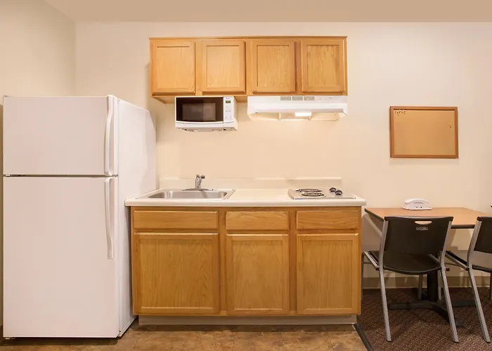 Extended Stay America Select Suites - Orlando - Sanford - Airport