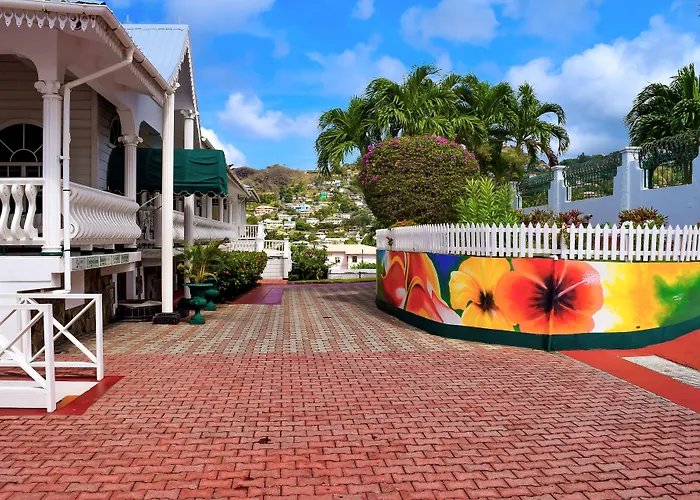 Grenadine House