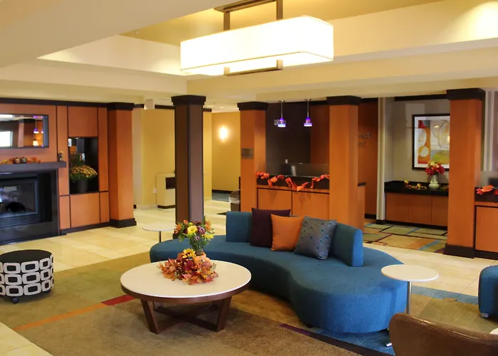 Fairfield Inn And Suites By Marriott Seymour