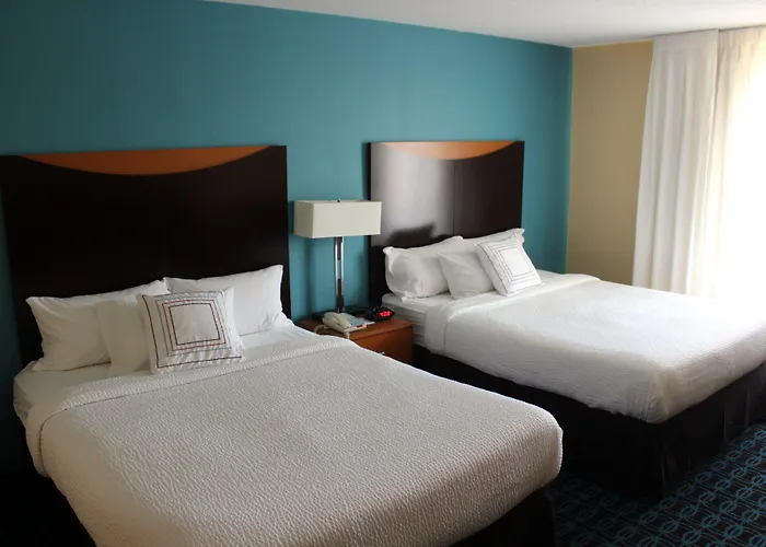 Fairfield Inn And Suites By Marriott Seymour
