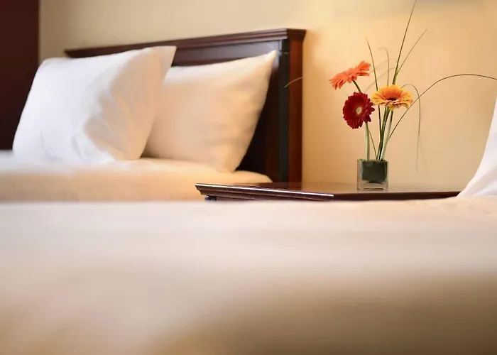 Travelodge By Wyndham Alma
