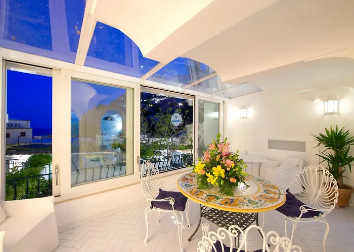 Hotel Bougainville