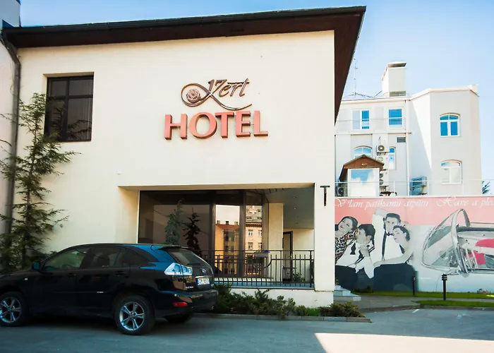 Hotel Kert Free Parking
