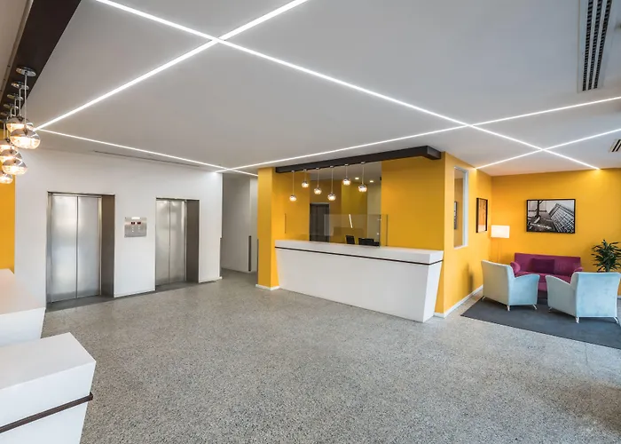 Oasis Hotel