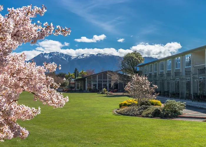 Distinction Te Anau Hotel&Villas