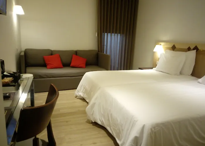 Hotel Aveiro Center By Alboi Group