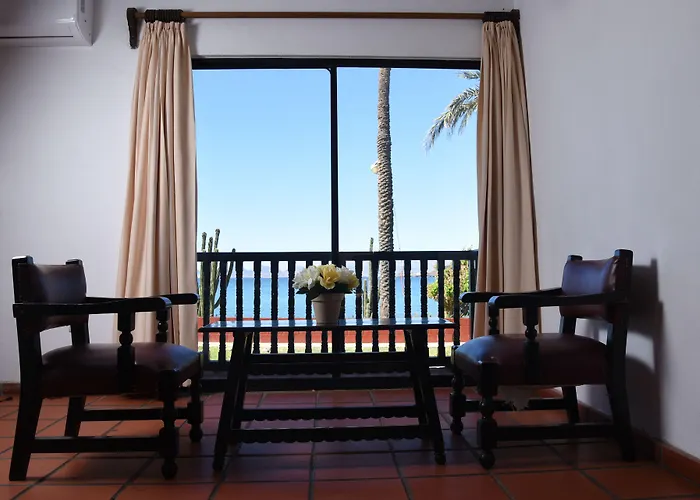 Hotel Playa De Cortes
