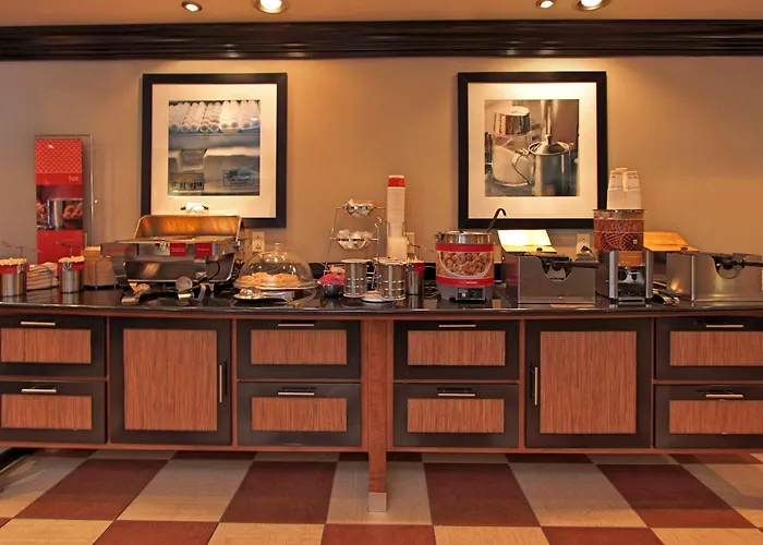 Hampton Inn Defiance