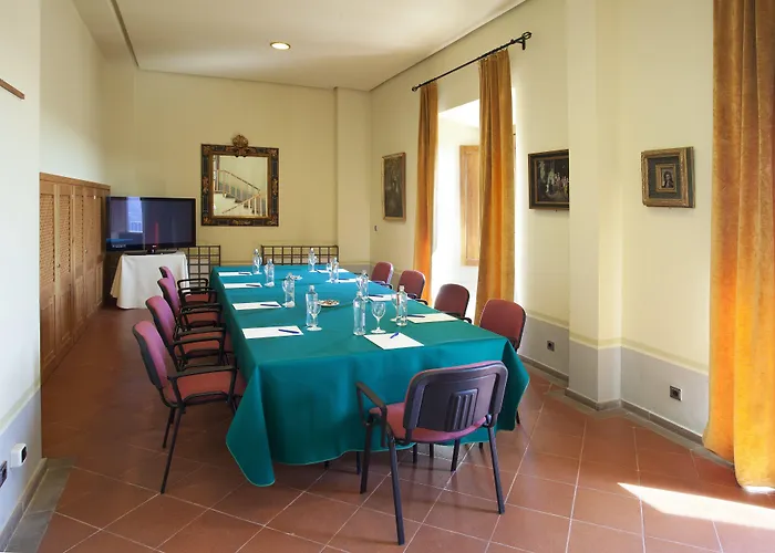 Parador De Cardona