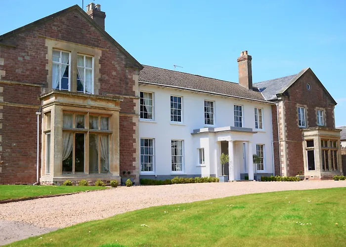 Glewstone Court Country House Hotel