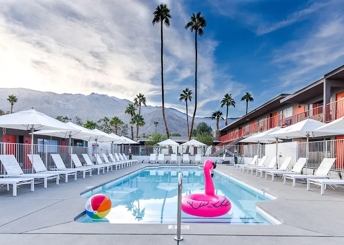 The Skylark, A Palm Springs Hotel