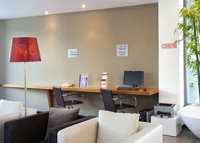 Holiday Inn Express Lisbon Airport By Ihg