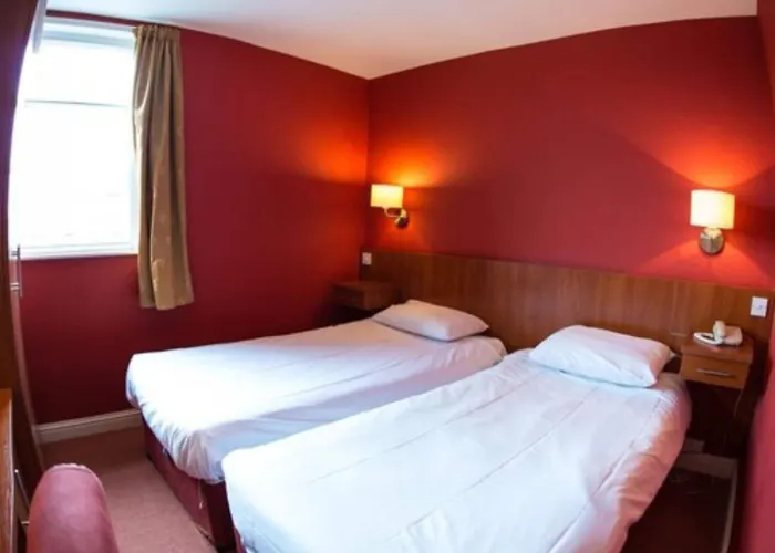 Thomas James Hotel
