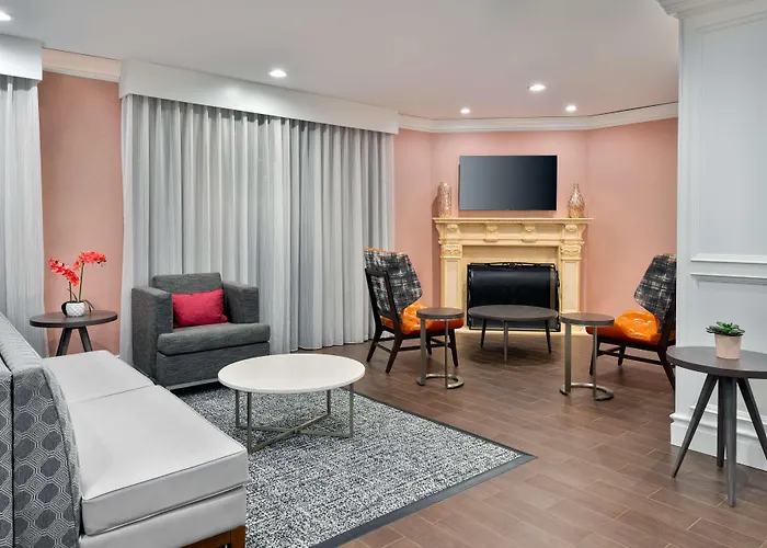 Hampton Inn And Suites Hartford/Farmington