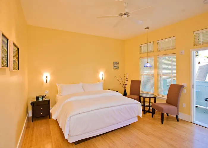 Pacific Blue Inn