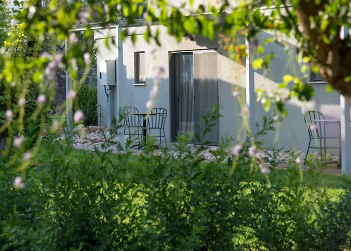 Degania Bet Kibbutz Country Lodging