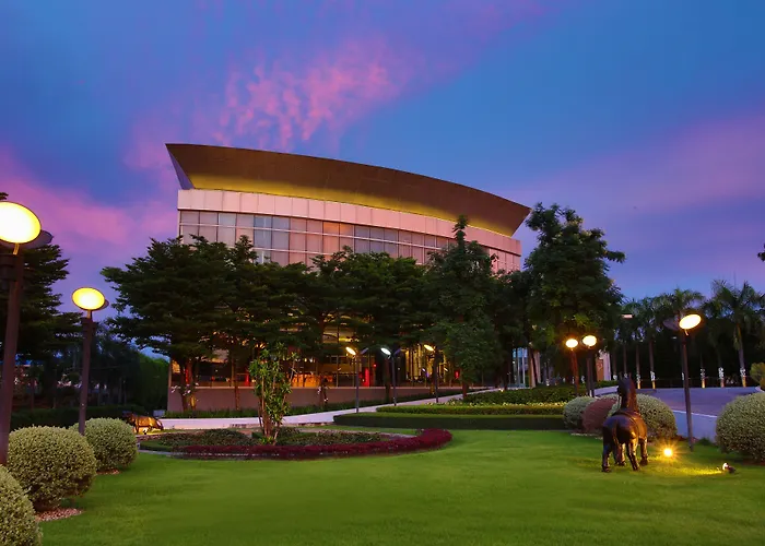 Amaranth Suvarnabhumi Hotel - Free Suvarnabhumi Airport Shuttle