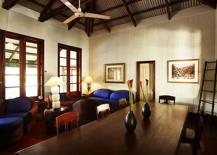 Pinctada Mcalpine House