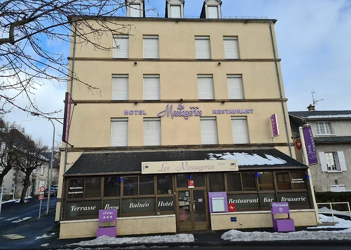 HOSTELLERIE du CANTAL