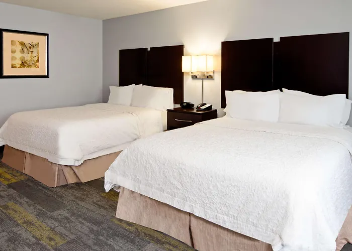 Hampton Inn And Suites Bakersfield / Highway 58