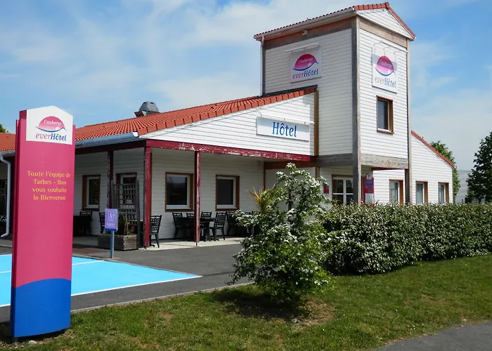Ever Route 64 Brit Hotel Tarbes Ibos